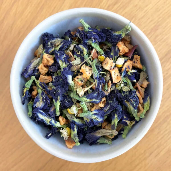 Bowl of Pomme-passion bleu product, top down