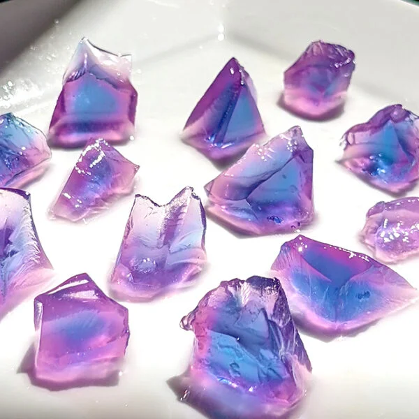 2022 amethyst_square butterfly-pea-amethysts