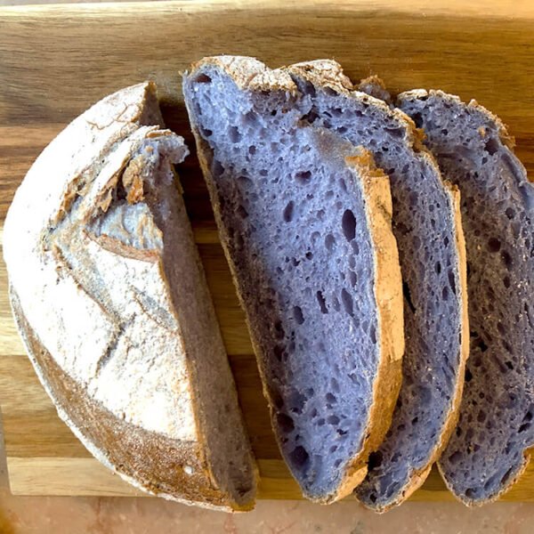 butterfly-pea-bread